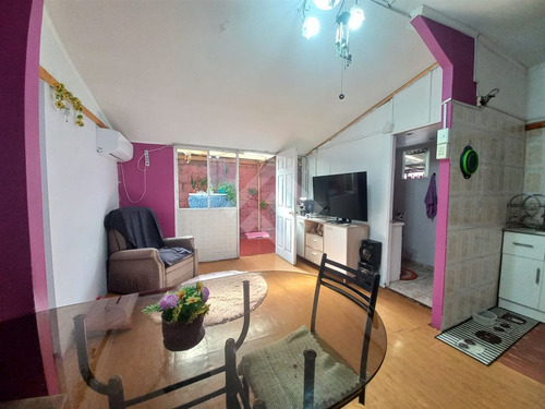 Casa En Venta De 2 Dorm. En Puente Alto, Js