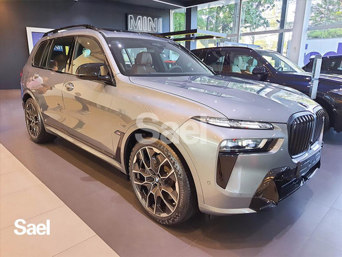 X7 4.4 V8 Gasolina M60i Steptronic