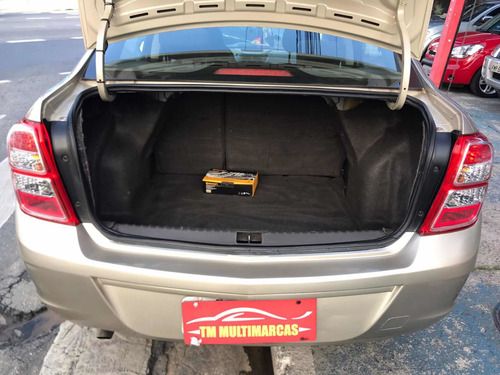 Imagem 8 de 18 de Chevrolet Cobalt 2013 1.4 Ls 4p