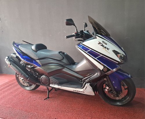 Yamaha T-max
