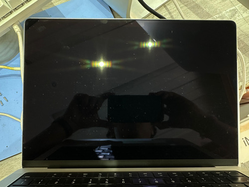 Macbook Pro A2918 M3 (para Refacciones) Plateado (Usado)