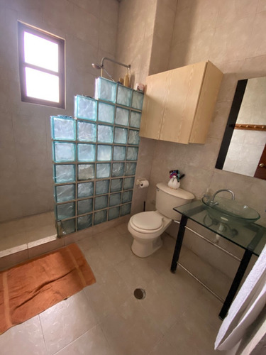 Imagen 12 de 16 de Casa Quinta O Negocio En Los Caobos, Av. La Salle Subiendo A Venevisión