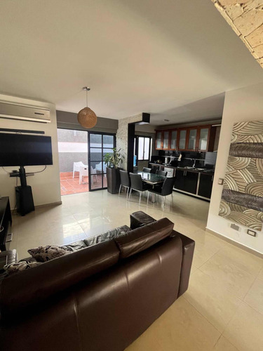 Casa Townhouse En Mañongo Conjunto La Trinidad Jg&mg