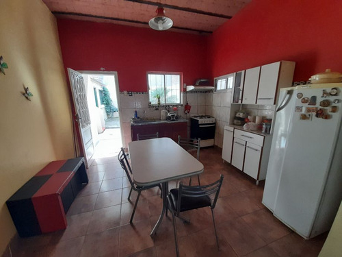 Casa En Venta En Haedo Sur