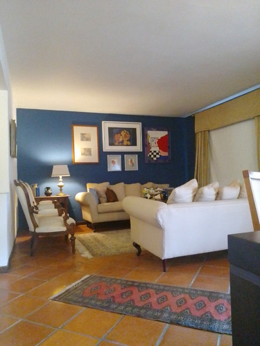 Se Vende Town House En Santa Ines 385m2, 4h/1e/4b/6p