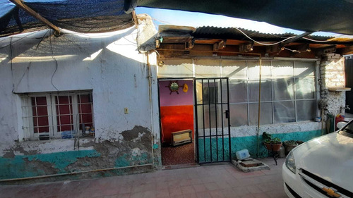 Imagen 6 de 14 de Casa Con Dos Departametos Internos