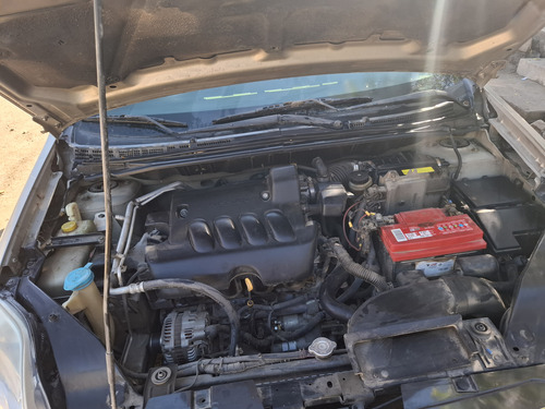 Nissan Sentra 2.0 Custom Cvt