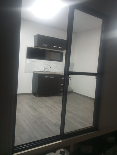 Casa De 1 Dormitorio, Baño Completo Y Cocina Completa .