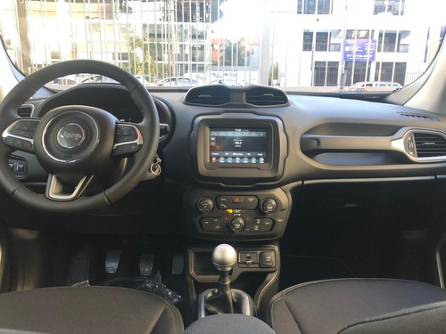 Jeep Renegade 1.8 Sport
