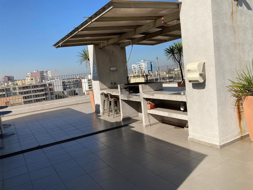 Departamento En Venta De 2 Dorm. En Santiago
