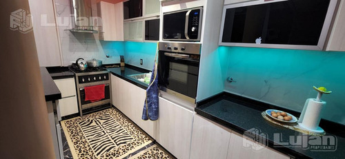 Imagen 6 de 30 de Caaguazu 7343 Excelente Casa - Liniers Con Parque