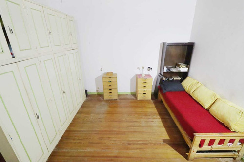 Imagen 6 de 30 de Venta Amplio Ph Ubicada En Villa Del Parque 4 Amb.