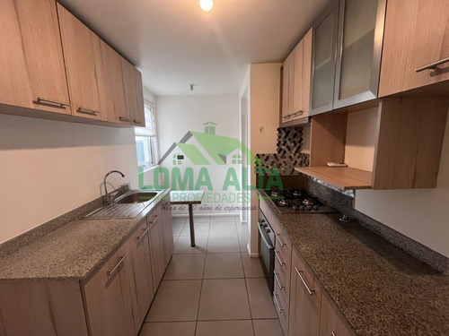 Casa De 4 Dormitorios Y 3 Baños Comuna De Puente Alto