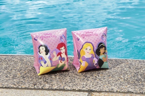Imagen 2 de 6 de Flotadores De Brazos De Princesas Disney Para Niñas Natación