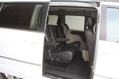 Imagen 14 de 15 de Dodge Grand Caravan 2017 5p Sxt Plus V6/3.6 Aut