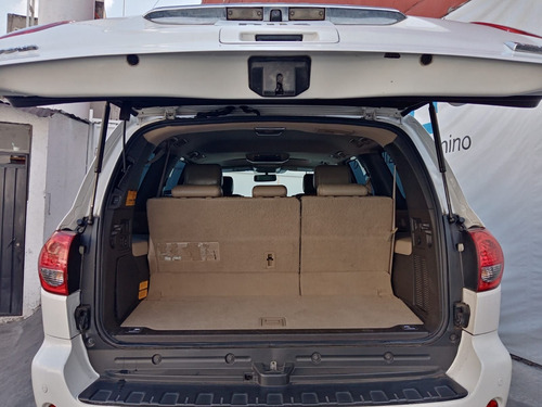 Imagen 9 de 15 de Toyota Sequoia 2010 5.7 Platinum At