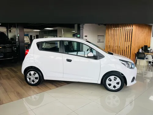 Chevrolet Beat 1.2 HB LT Mt
