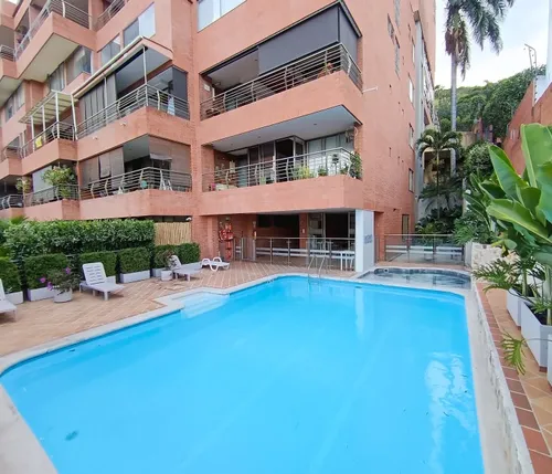 Se Alquila Hermoso Apartamento Duplex En Menga, Quinto Piso Con Ascensor