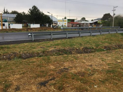 Imagen 3 de 4 de Uso Comercial Sobre Carretera.