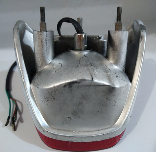 Imagen 2 de 2 de Faro Stop Trasero Moto Dt Bera 200 Md