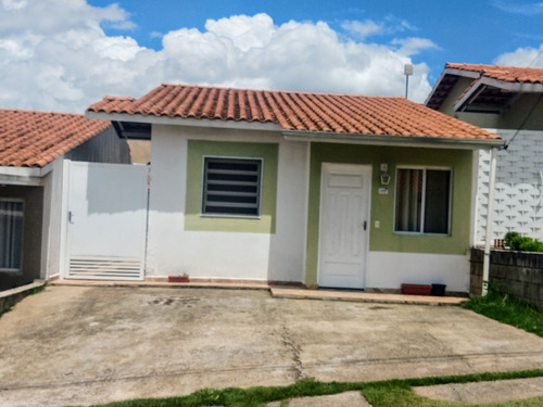 Casa A Venda Em Sorocaba - Condomínio Fechado 3 Dormitórios Com Suíte, Área Gourmet E Escritório - Com Instalação Para Ar Condicionado- Rua Tranquila - Portaria 24h - 2 Vagas De Garagem