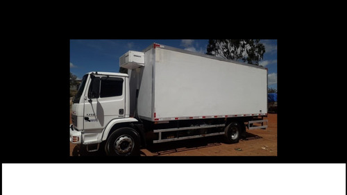 Imagem 2 de 9 de Caminhão Bau Mercedes Benz Atron 1719