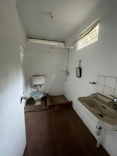 Arriendo Local Comercial Sector Céntrico Y Urbano Quillota