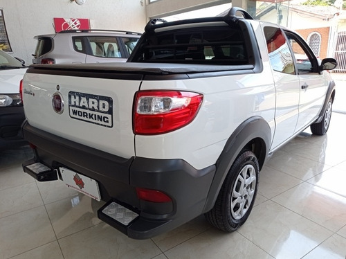 Imagem 7 de 9 de Fiat Strada 1.4 Mpi Hard Working Cd 8v Flex 3p Manual