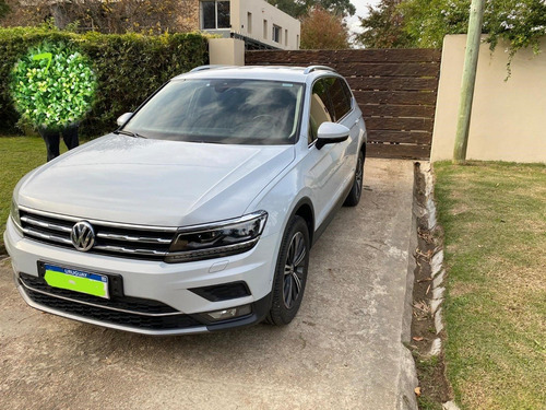 Tiguan 2.0 Tsi Allspace Highline At 7 Pax Año 2018 Blanca