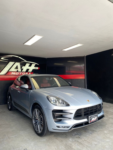 Imagen 2 de 15 de Porsche Macan Turbo 2015