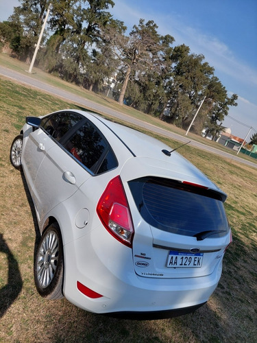 Imagen 10 de 15 de Ford Fiesta Fiestas Kinetic
