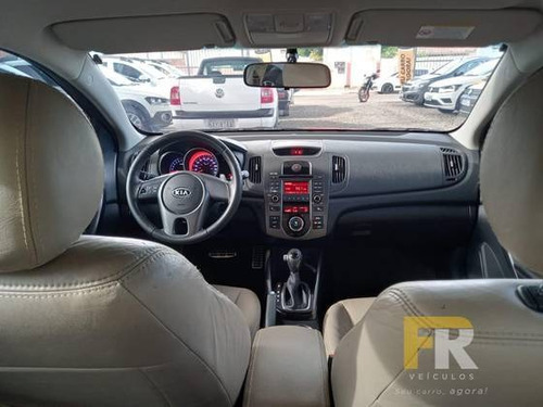 Imagem 4 de 11 de Kia Cerato 1.6 Sx E.233 16v Gasolina 4p Automático