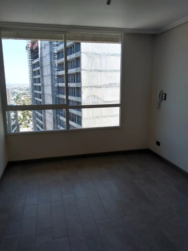 Arriendo Dpto 1d1b Amplio | Las Rejas L1 Metro
