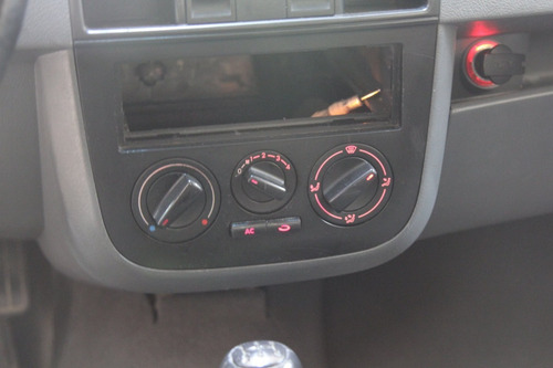 Imagem 8 de 9 de Volkswagen Gol