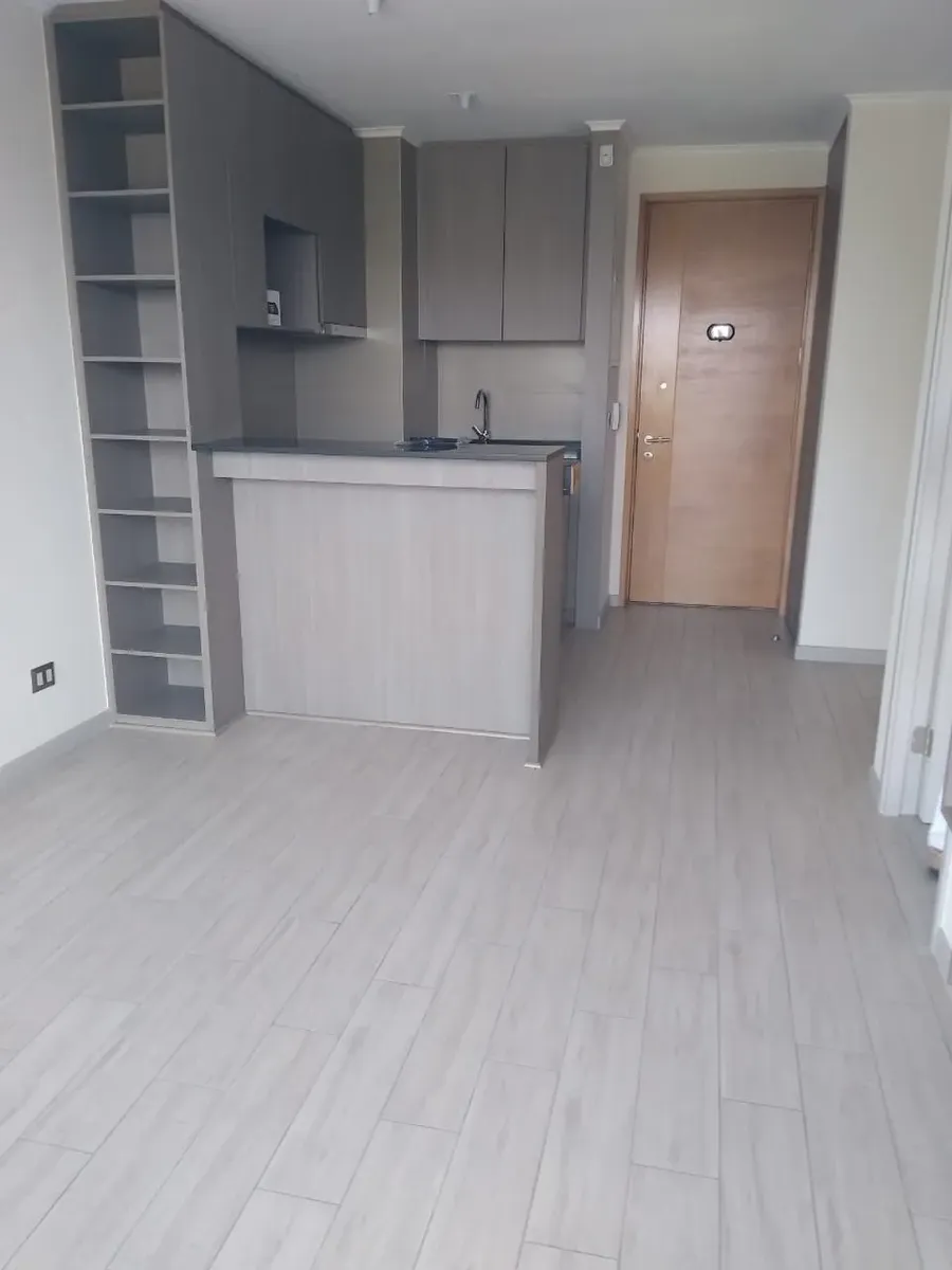 Imagen 3 de 28 de Hermoso Departamento Con Vista, A Pasos Metro Irarrazaval