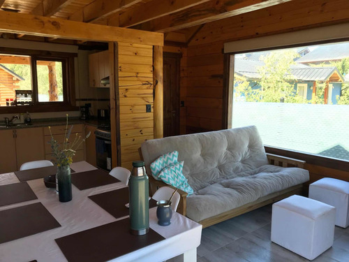 Imagen 5 de 22 de Alojamiento Ruca Wenüy (cabaña De Amigos/as) Bariloche