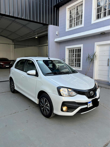 Imagen 8 de 21 de Toyota Etios 2022 1.5 Xls At