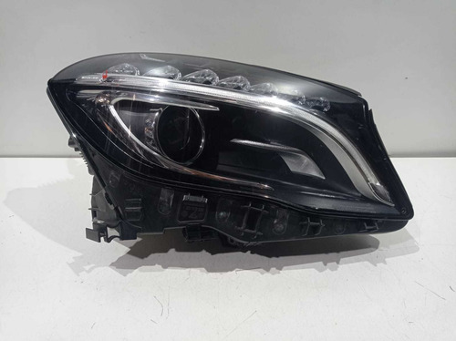 Farol Mercedes Gla Xenon Lado Direito 2015 17 Com Detalhe (Usado)