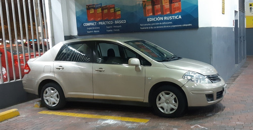 Nissan Tiida Automático