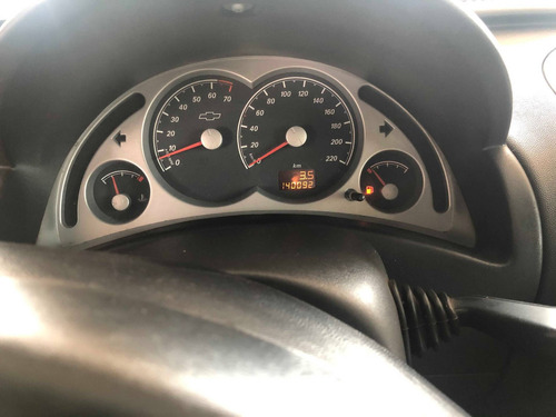 Chevrolet Corsa 1.4 Mpfi Premium Sedan 8v Flex 4p Manual