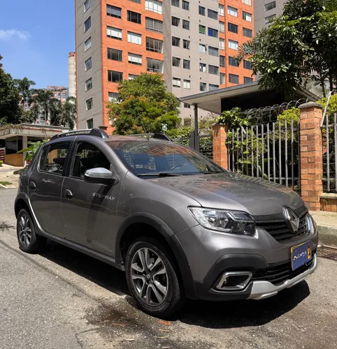 Renault Stepway 1.6 Expression / Zen