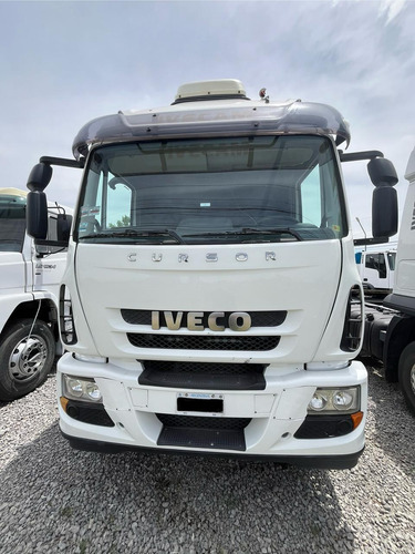 Iveco Cursor 330