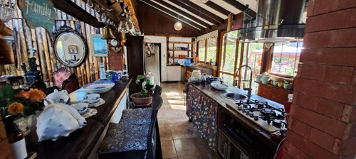 Arriendo Parcela 8.700 M2 Con Hermosa Casa Estilo Rustico D