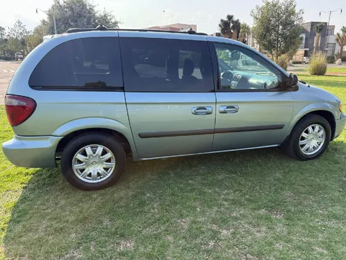 Chrysler Voyager Lx At