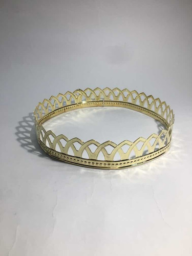 Imagen 3 de 3 de Corona De Rey Medieval Metálica