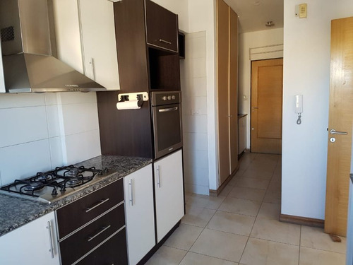 Departamento Piso 3 Ambientes Mas Escritorio Y Cochera Doble En Bernal Centro