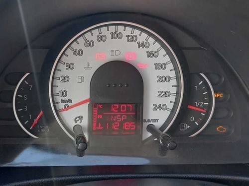 Volkswagen Suran 1.6 I Trendline 90b 2009