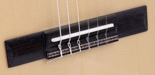 Guitarra de concierto natural electroacústica Rozini Rx-216 Atn