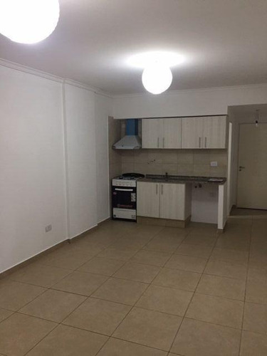 Imagen 5 de 10 de Departamento En Venta En Muñiz