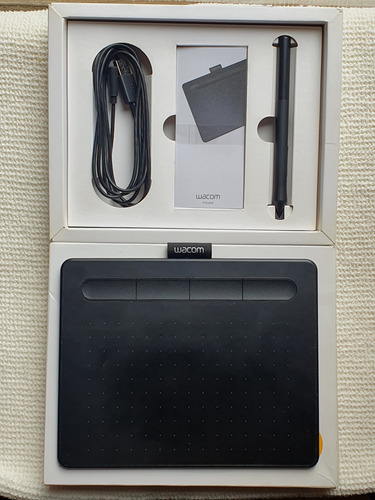 Tableta Gráfica Wacom Intuos Small Ctl4100 Negro (Usado)